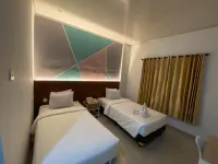 Riverside Smart Hotel Hotels in Sananwetan