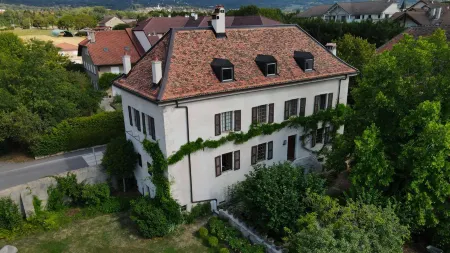 Sessius 1622 Отели в г. Жекс