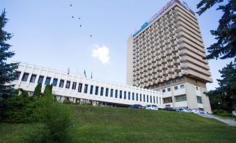 Inturist Congress Hotel