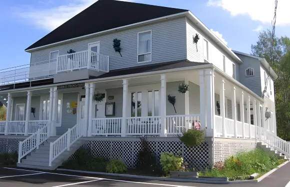 奧伯格皮斯拜特利山拉韋爾旅館