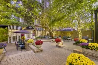 Best Western Plus Hawthorne Terrace Hotel Hotels near El Maya Restaurant