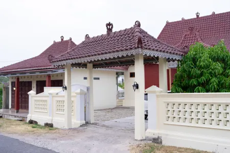 Gunter Homestay at Kalianda - 1 Unit Rumah 3 Kamar Tidur Dengan Dapur Отели в г. South Lampung Regency