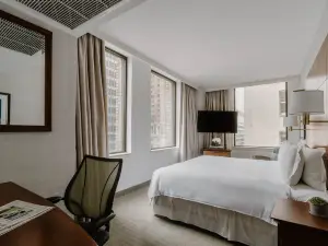 Club Quarters Hotel, Central Loop