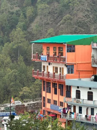 Goroomgo Maheshwari & Banquet Hall Tehri Отели в г. Чемба