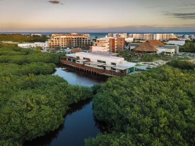 Ventus Ha at Marina El Cid Spa & Beach Resort - All Inclusive Hotel in zona Delphinus Puerto Morelos