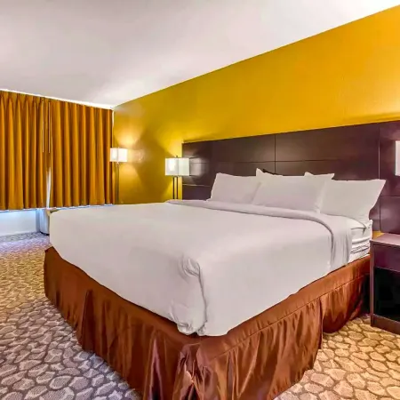 Ramada by Wyndham Santee I-95