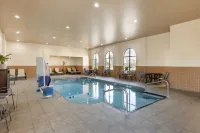 Best Western Plus Sikeston - piscina