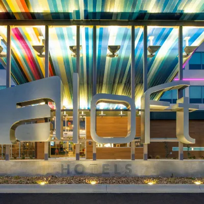 Aloft North Kansas City Hotels near American Jazz Museum