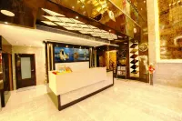 Hotel Landmark Near Golden Temple - parkir