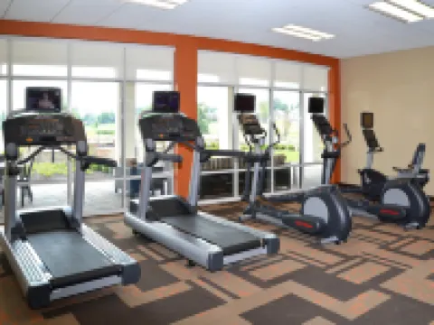 Courtyard Youngstown Canfield Hotels in Canfield