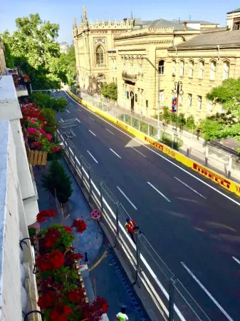 Rotterdam Отели рядом с достопримечательностью «Площадь Фонтанов»