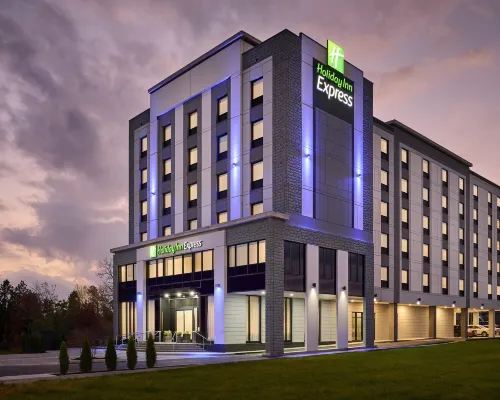 Holiday Inn Express HAMILTON - UPPER JAMES by IHG Hotels in Hamilton