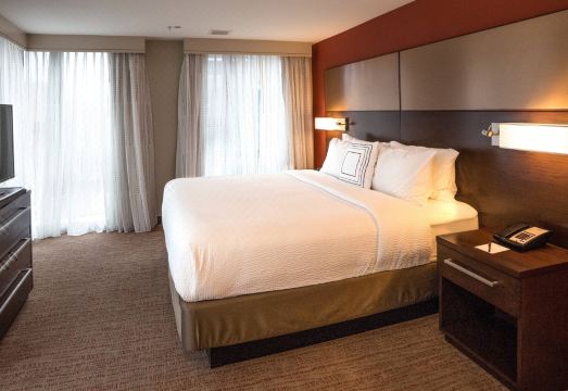 레지던스 인 주방 시설 전경