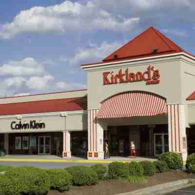 Hampton Inn Commerce Hotel Exterior