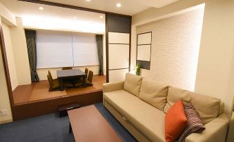 Five min walk from Shinbashi Sta Nearby Ginza