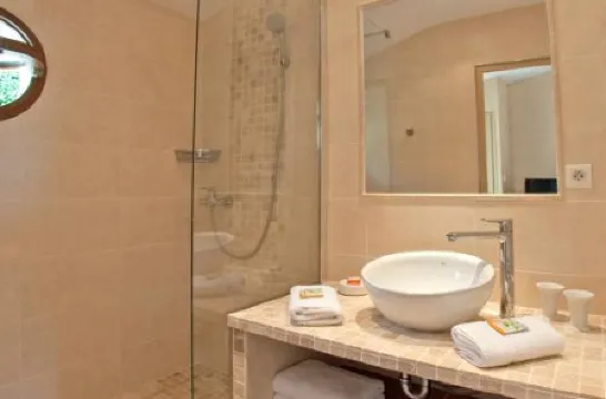 菈科麗德旺斯住宿加早餐旅館