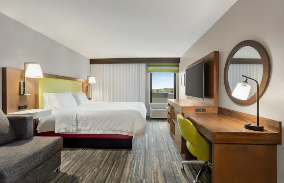 密爾沃基-布魯克菲爾德歡朋酒店