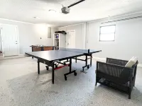 Heated Pool + Ping-Pong + Foosball + 12 min to Beach
