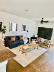 Located in the heart of Houston! Easy access to freeways, sports arenas, & more!