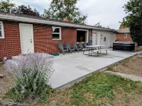 Casa Bonita - A mid-century retreat in Grand Junction! 레드 클리프 포인트 쇼핑센터 주변 호텔