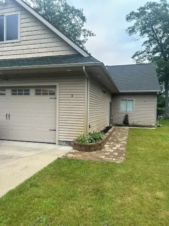 The Van Etten Lake Chalet - No Pets