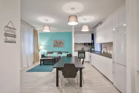 Large apartment between beach and city- With parking and private beach. Отели рядом с достопримечательностью «Sabbia e Sale Feeling Beach»