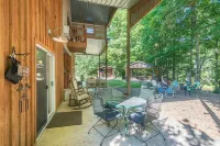 Watauga River Cabins-Laurels Cabin Hotels in Central