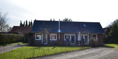 Vacation cottage Beifang Hotels near Ehrenmal Hohwacht
