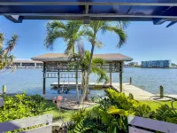 Waterfront Oasis - King Beds • 10min Walk to Beach - Jacuzzi
