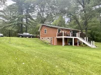 Lakeside Log Cabin - Enjoy a beautiful sugar sand beach, Eau Claire Area