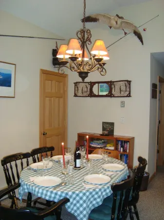 Beautiful Apartment In Town In Quiet Neighborhood