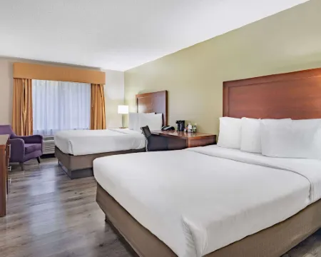 เบย์มอนท์ บายวินด์แฮม เกอร์นี โรงแรมในGurnee