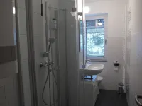 Cable car, lift, slopes, ski schools are within walking distance. Family friendly