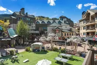 CRBC - Heart of BC Village! Remodeled, Ski in/out, Walk to Ski School, Shops