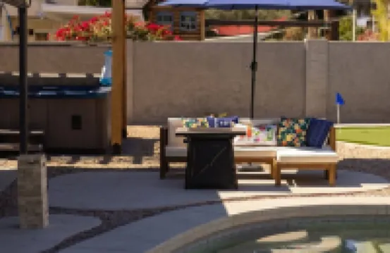 Hot tub, Pool & Game Room - Family Retreat!