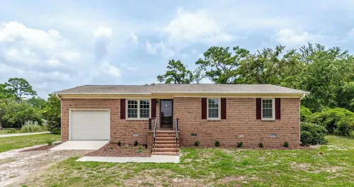 3Br, 2BA: Cape Fear Coastal Escape Near Beach, Downtown, Golf, Restaurants! - 4-Star