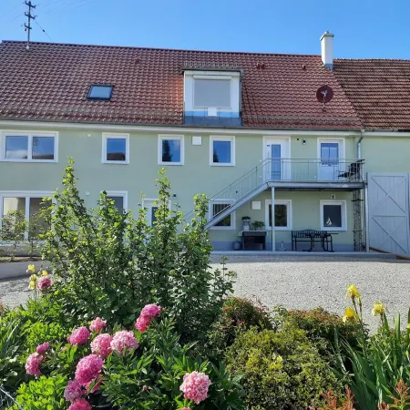 Guesthouse Buberl, near Legoland and Skylinepark