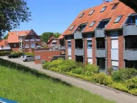 Close to the beach on 2 floors, free WiFi Hotel a Horumersiel