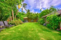 Tropical Garden Family Home & Penthouse - Sleeps 8 Walk to Beach, BBQ, Hot Tub