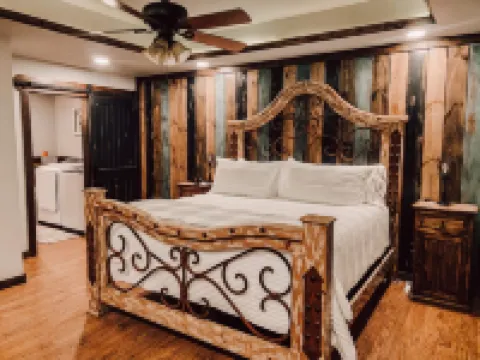The Rustic Gem!! 3 Bedroom/2 Bath House Hotels in Murray County