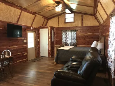 Rocky Top Winery Beautiful Rustic Cedar Cabin