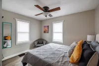 Charming 2-bedroom house in lovely La Crosse, minutes from downtown area