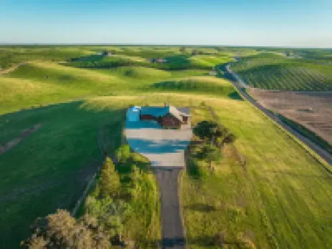 Farm Stay at the Bell-Zwart Lodge