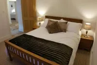 An apartment within a Grand Georgian house in the centre of Great Malvern Hotels in Malvern