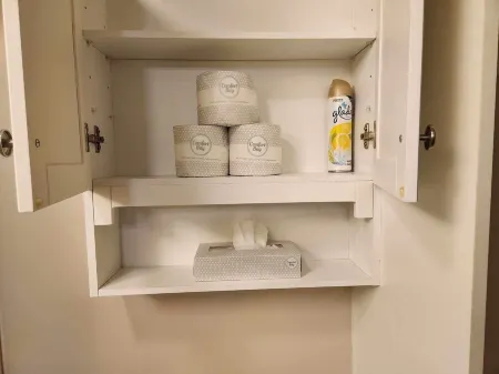 1800 Pioneer Cabin on Main Near Capitol Reef Отели в г. Торрей