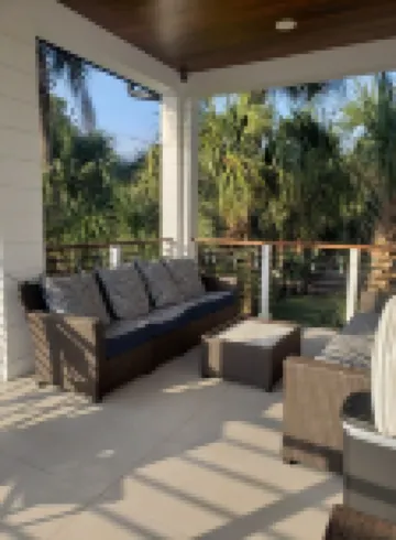 Suite B - 3 Minutes Walk to Center of Folly Beach, Across from Beach -1 Room