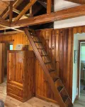Lake Cumberland Lakeside Cabin