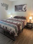 Cozy 2-bedroom cabin on Cattle ranch, in Chiloquin, close to Crater LakeWiFi, AC Hotels near Crater Lake National Park