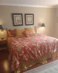 Huge water view 2/2 condo in "Kingsmill on the James"