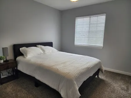 Condo at Stadium Place Отели в г. Манхэттен